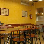 Alojamento de Acomodação e Pequeno-almoço Azzano Holidays Mezzegra