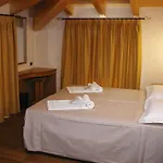 Alojamento de Acomodação e Pequeno-almoço Azzano Holidays 3*