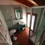 Alojamento de Acomodação e Pequeno-almoço Azzano Holidays 3*