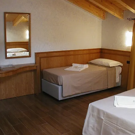 Couette-café Azzano Holidays Mezzegra