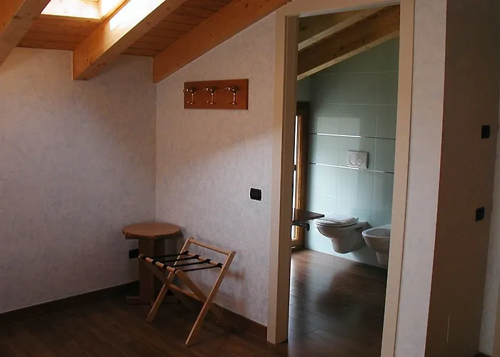 Azzano Holidays 3* 메체그라