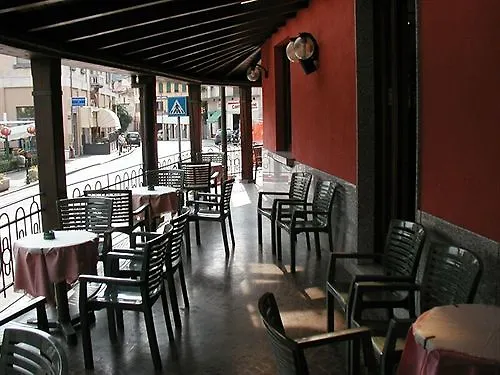Azzano Holidays B&B 3*