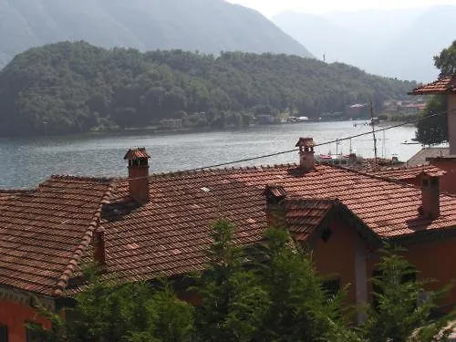 Azzano Holidays 3* Mezzegra