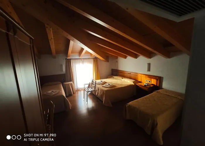 Azzano Holidays Bed & Breakfast 3*