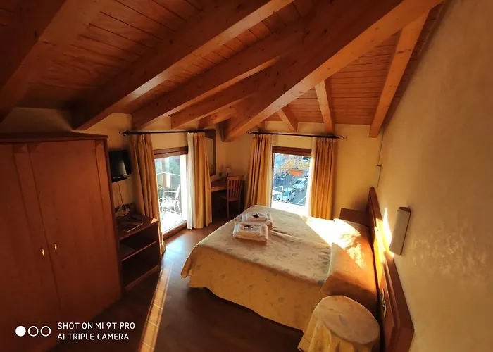 Azzano Holidays 3*